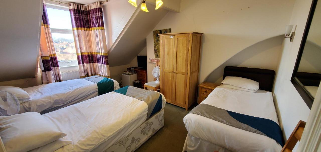 Diamonds Guest House York Buitenkant foto