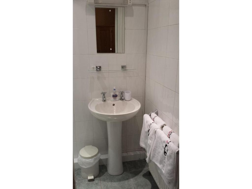 Diamonds Guest House York Buitenkant foto