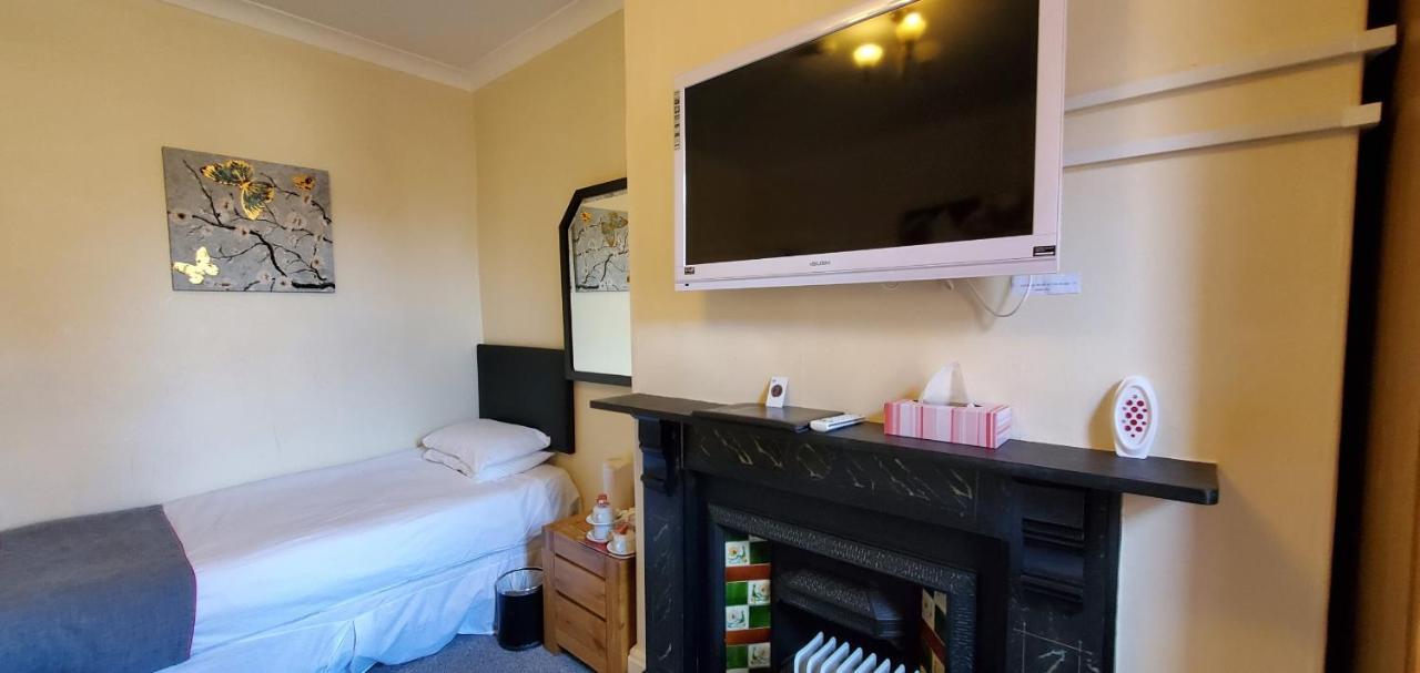 Diamonds Guest House York Buitenkant foto