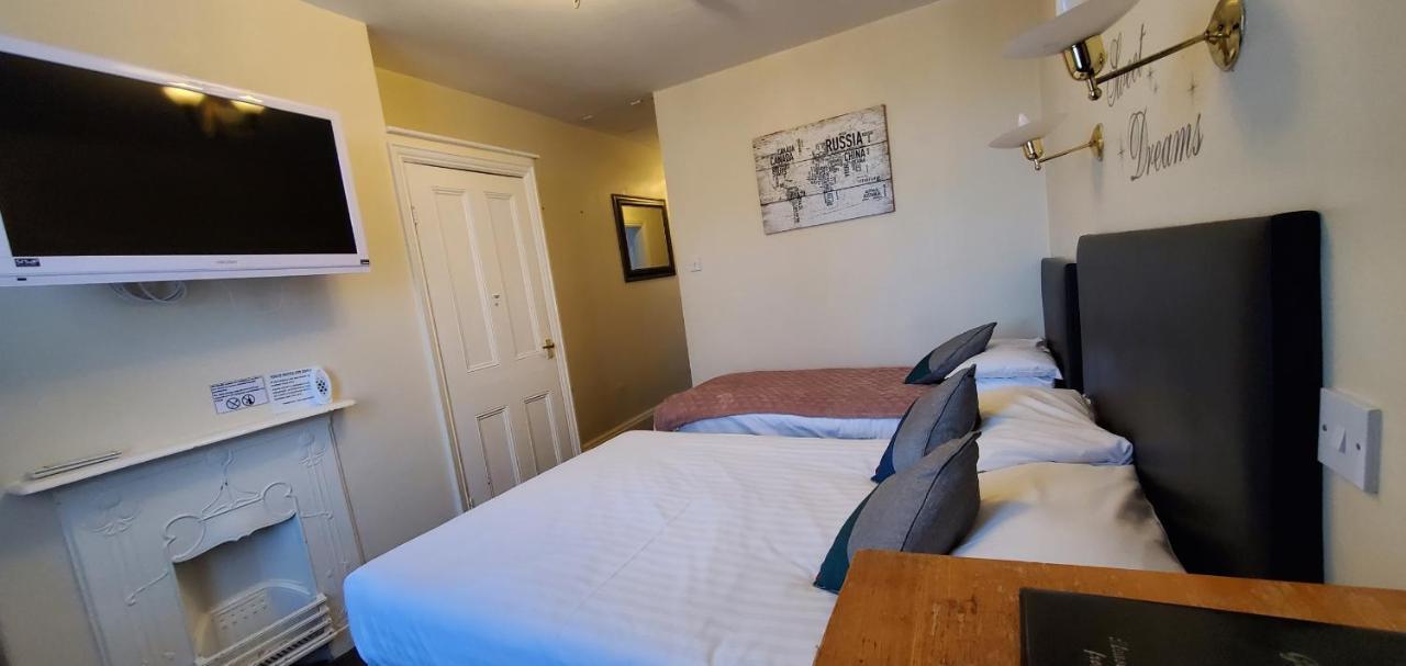 Diamonds Guest House York Buitenkant foto