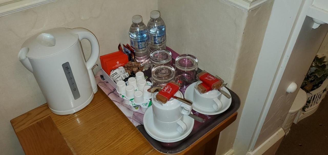 Diamonds Guest House York Buitenkant foto