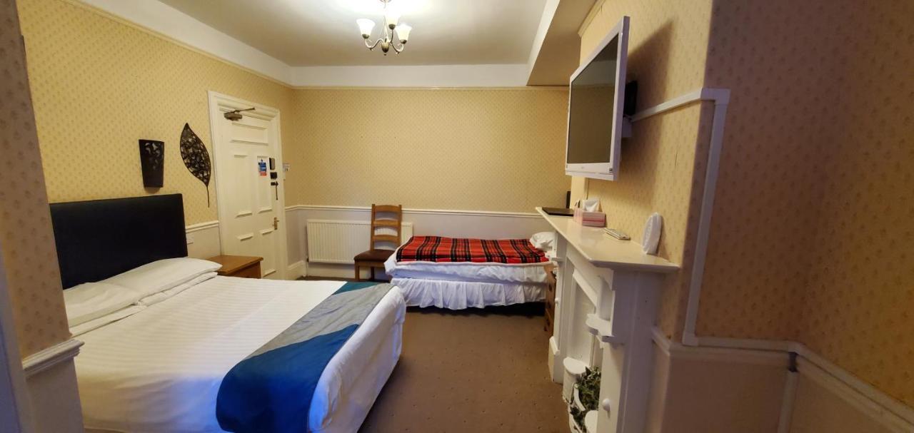 Diamonds Guest House York Buitenkant foto